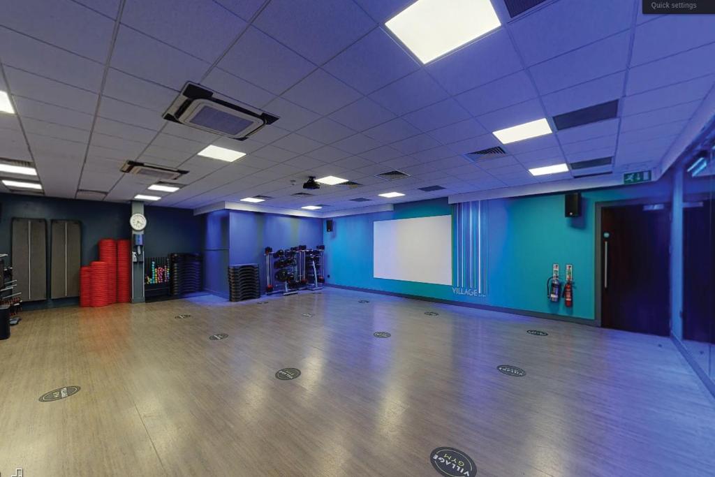 Village Hotel London Watford photo