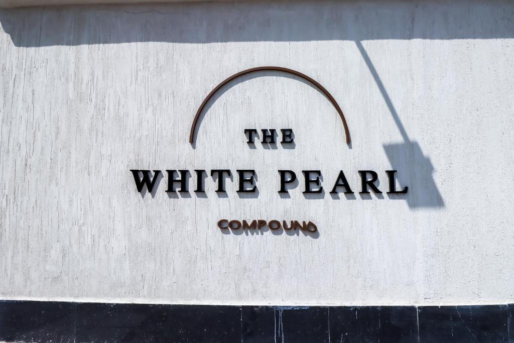Certifikát, hodnocení, plakát nebo jiný dokument vystavený v ubytování Mabaat - White Pearl Al Basatin - 600