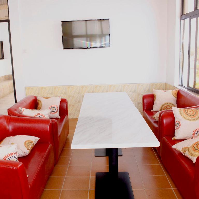 Posezení v ubytování Easy Hotel Kenya