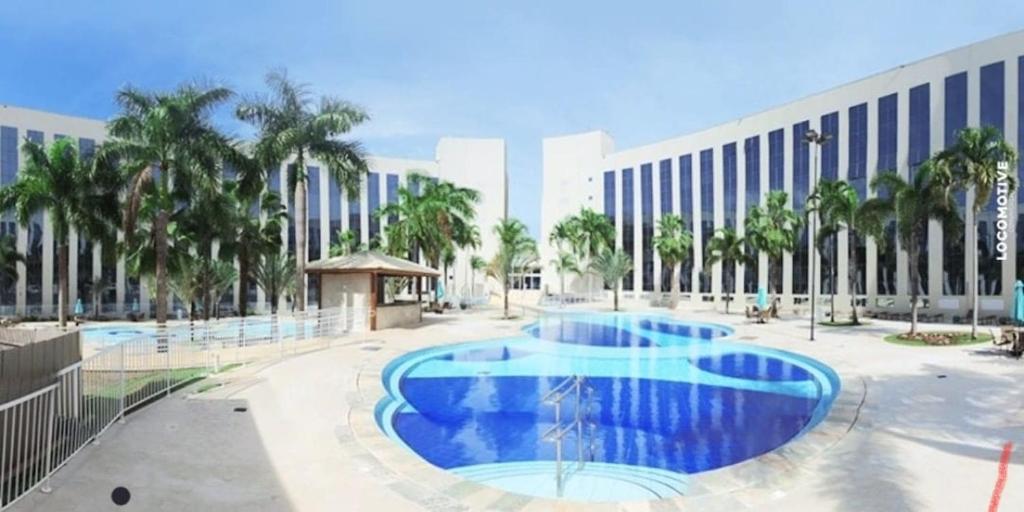المسبح في Condominio Barretos Thermas Park - Condohotel أو بالجوار