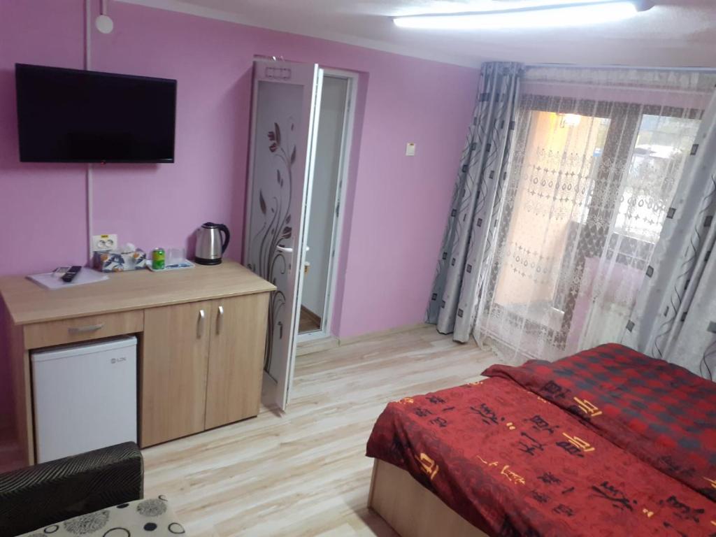 Casa Sofia - Economy Quadruple Room With Shared Bathroom