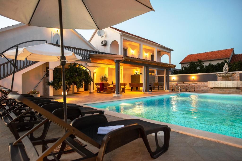 Holiday House San Mario - Pets Friendly Rural Home