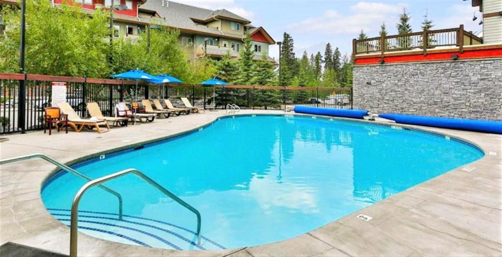 Bassein majutusasutuses Renovated Condo, 2BR, 2BA, Heated Pool, 3 Hot Tubs, Pets Welcome! või selle lähedal