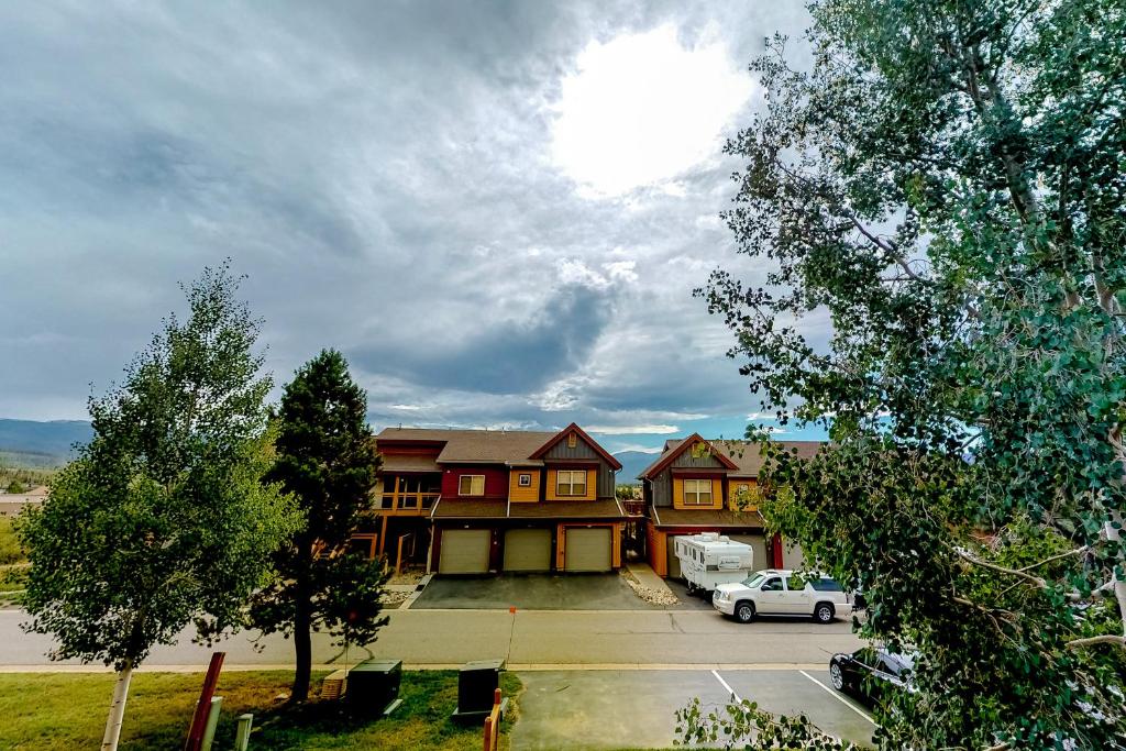 The Waterside Condos, Fraser (updated prices 2024)