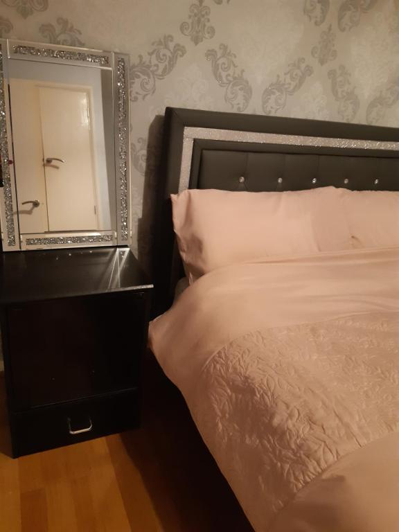 Our Guests Are Royal (BR), Milton Keynes (updated prices 2024)