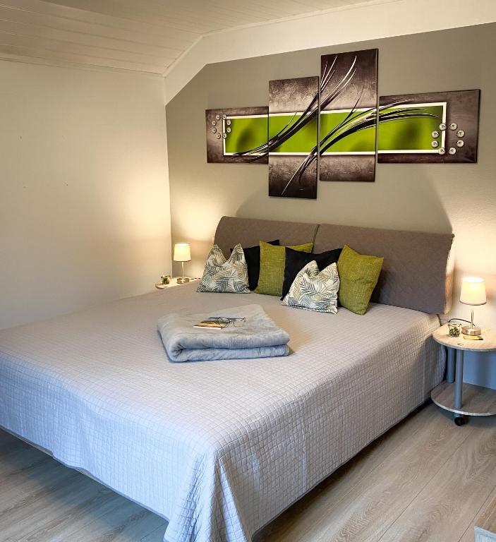 Postel nebo postele na pokoji v ubytování Apartment Bergfeeling