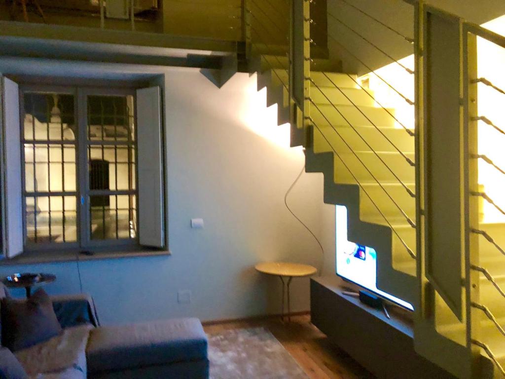 TV a/nebo společenská místnost v ubytování Comfortsuite Bogino
