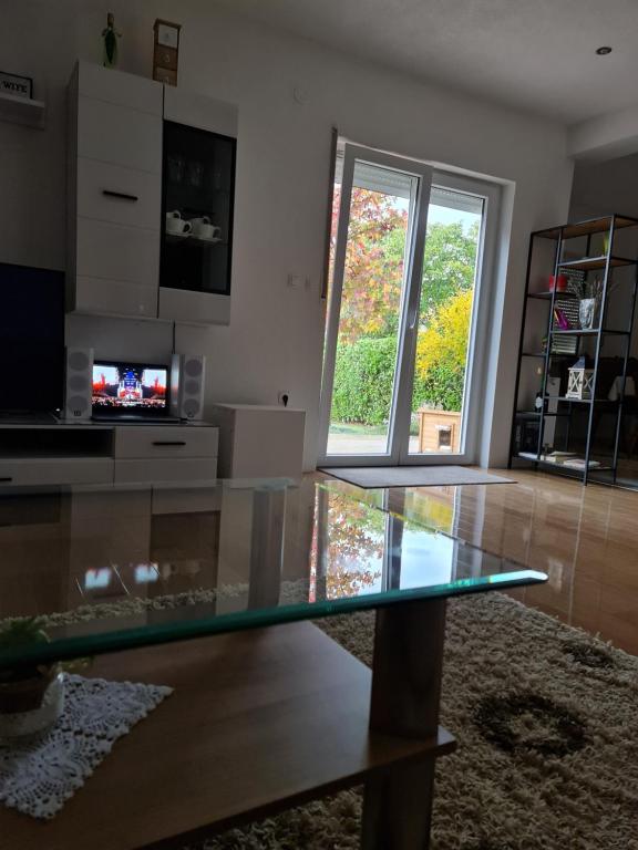 Apartman Corluka Grude - Housity