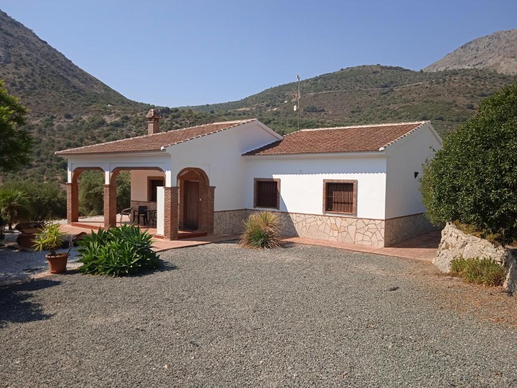 Alcaucin - Homely villa in a stunning location., Alcaucín ...