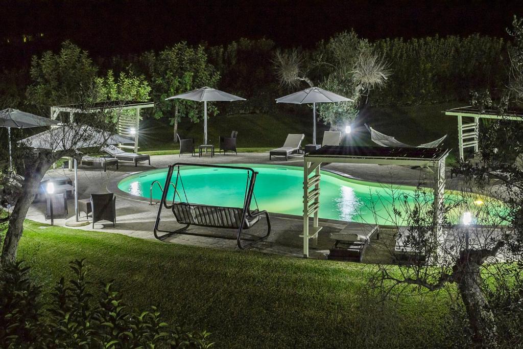 Bazén v ubytování Masseria Un Posto al Sole nebo v jeho okolí