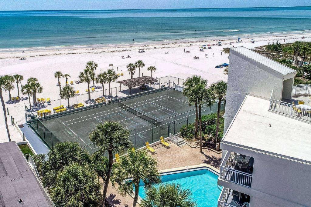 Θέα της πισίνας από το House of Sun Siesta Key Crescent Beach ή από εκεί κοντά