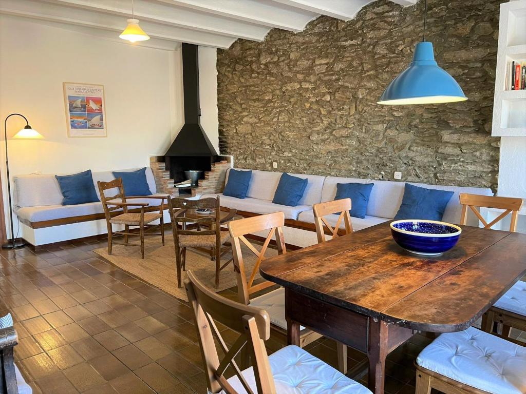 A seating area at UNIÓ - Apartamento en el casco antiguo