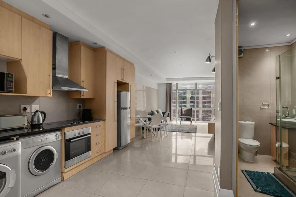 Hydro Apartments in Sandton 2 bedroom, Johannesburg, South Africa