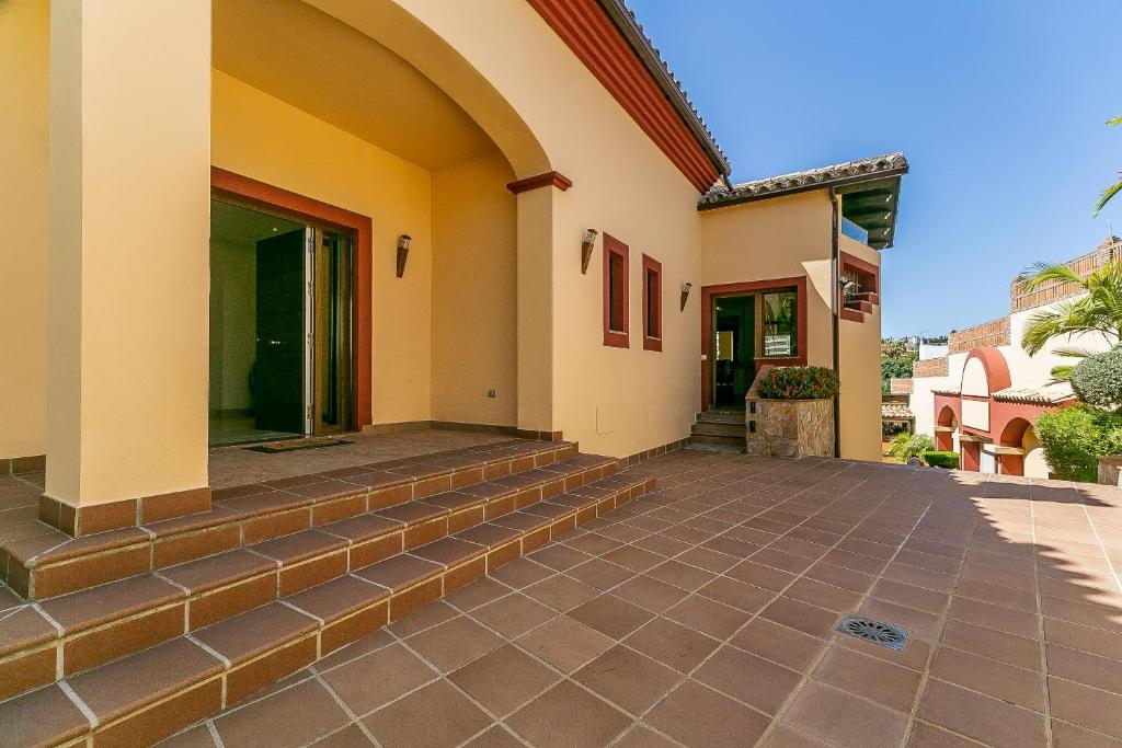 VIVE VILLA EXCLUSIVA MAR Y GOLF, SOLO ADULTOS, Benalmádena ...