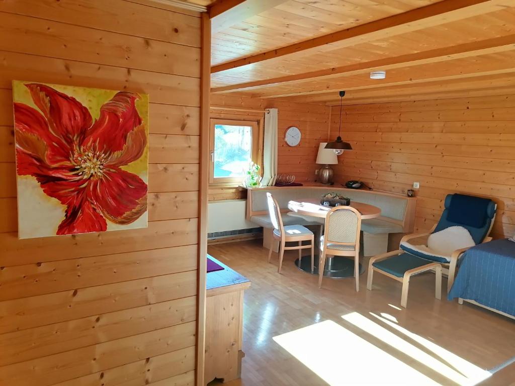Posezení v ubytování Ferienwohnung Brittenberg Alpaka