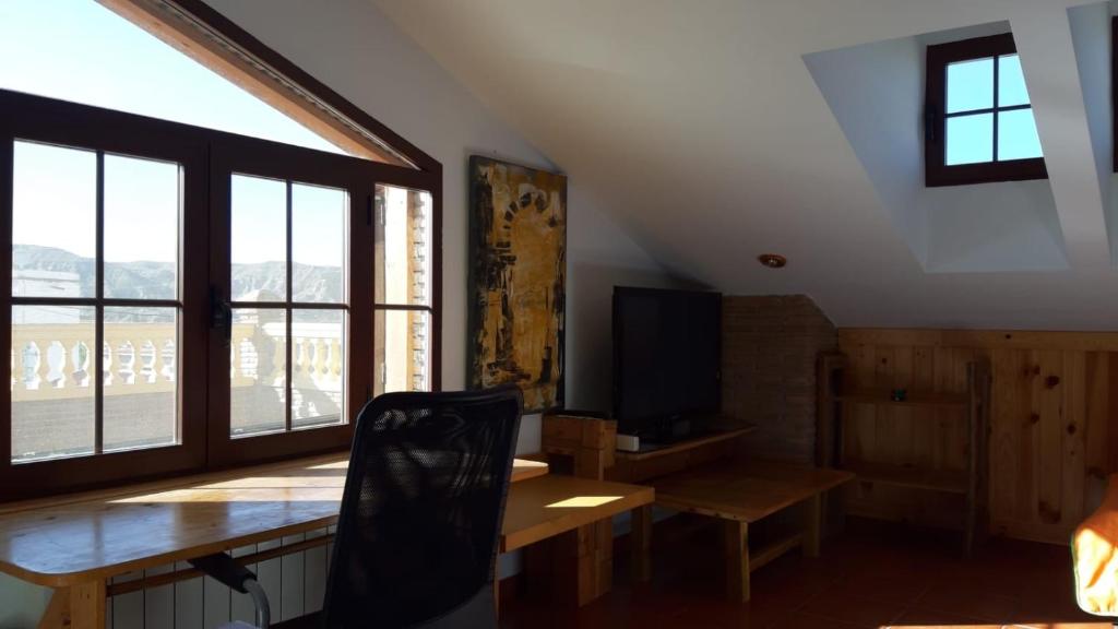 TV a/nebo společenská místnost v ubytování Villa Family Kids "Joropillo" - Full house rent