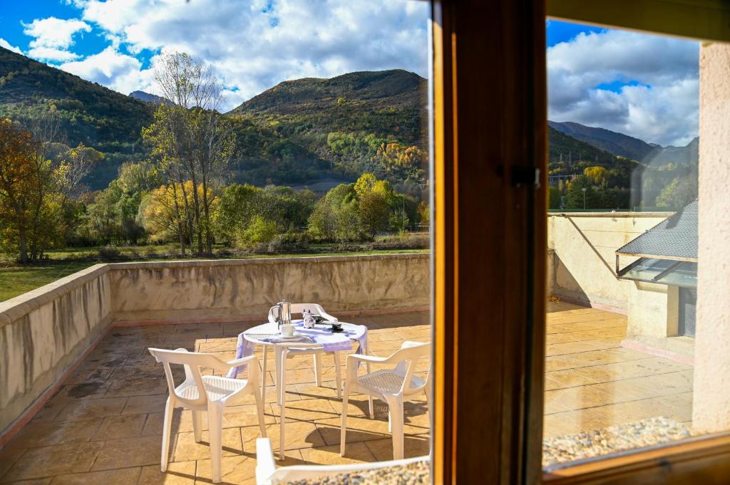 Casa Guineu, Esterri dÀneu – Updated 2022 Prices