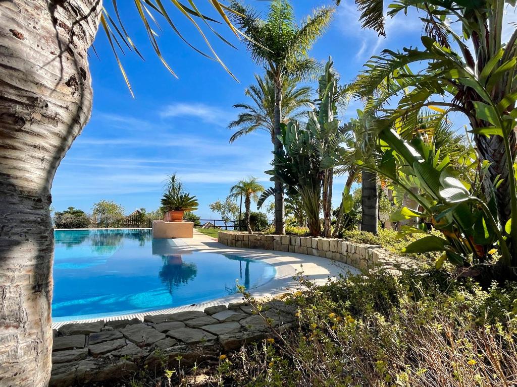 Bayview, Benalmádena - Luxurious home with views, garden ...