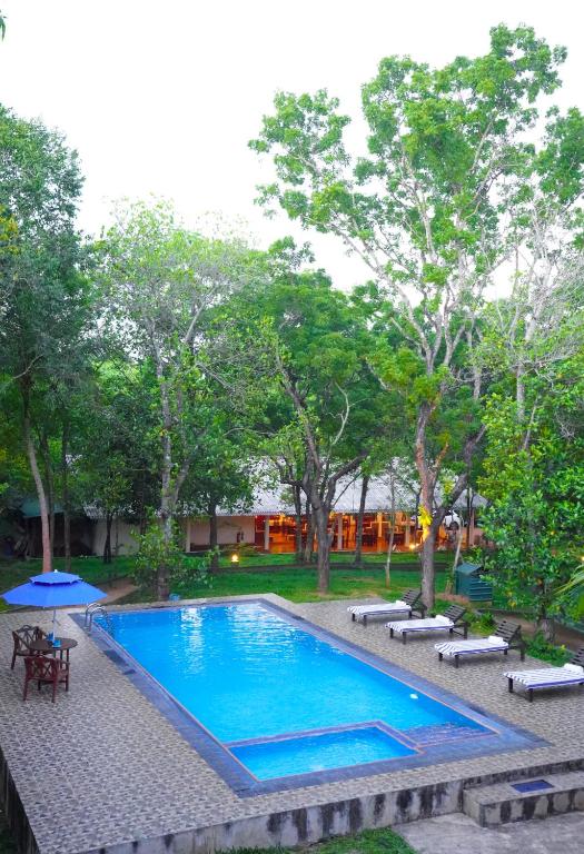Bazén v ubytování Vaana Resort nebo v jeho okolí