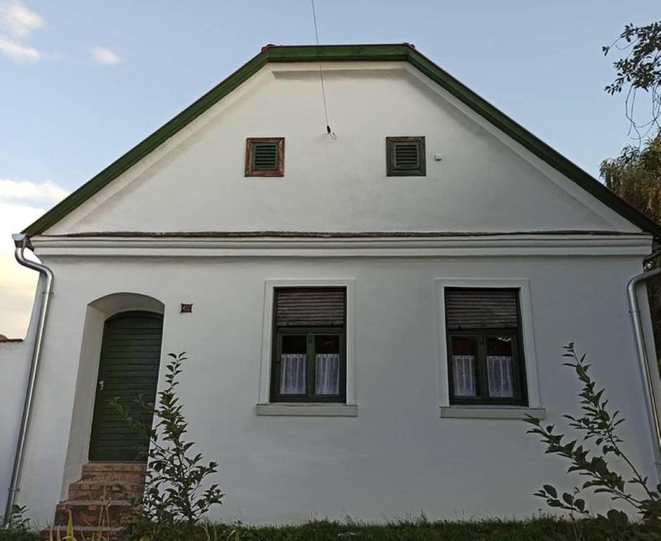 Budova, kde se prázdninový dům nachází