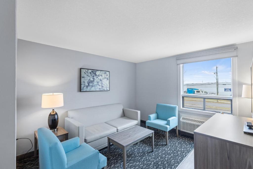 Emerald Hotel & Suites Calgary Airport - Resim 17