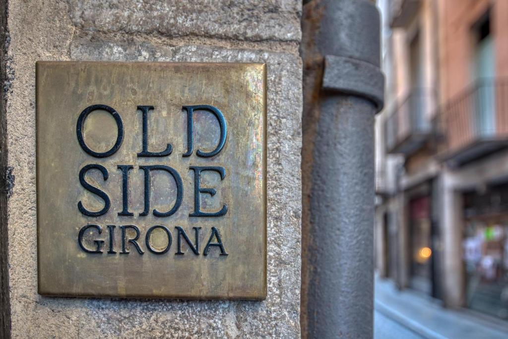 Old Side Girona two, Cherona – atnaujintos 2022 m. kainos