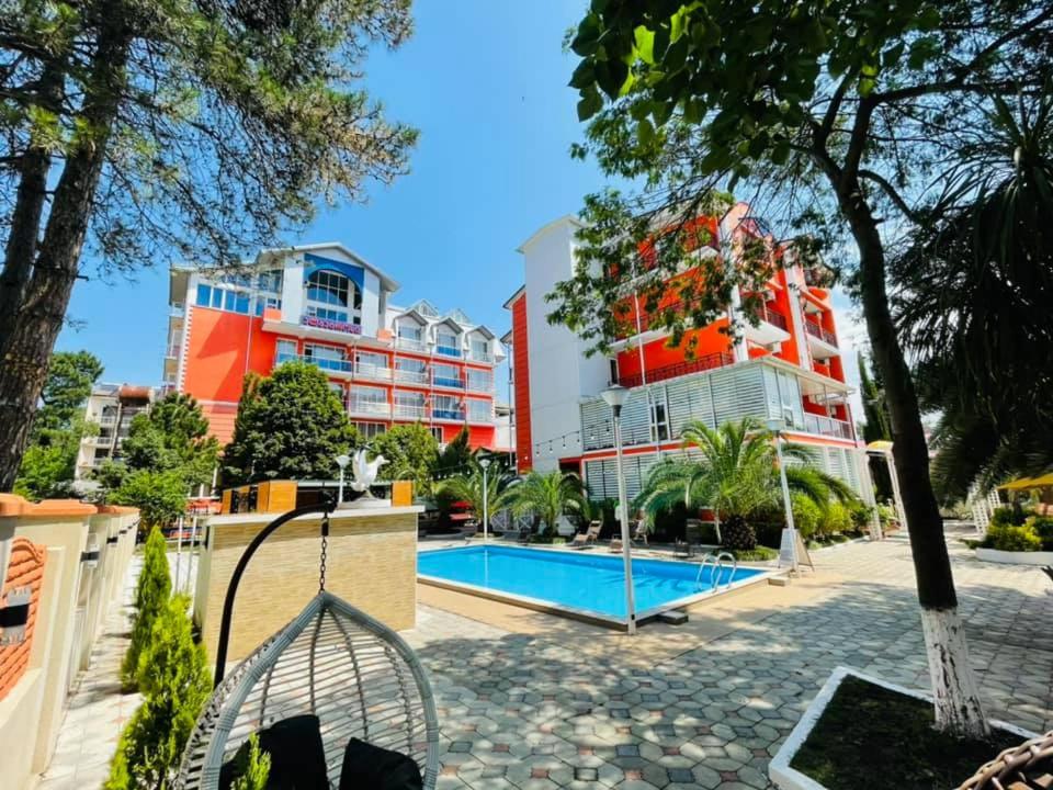 Bazén v ubytování Hotel Albatros nebo v jeho okolí