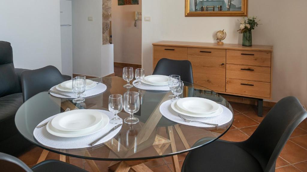 Posedenie v ubytovaní Casa Avineira