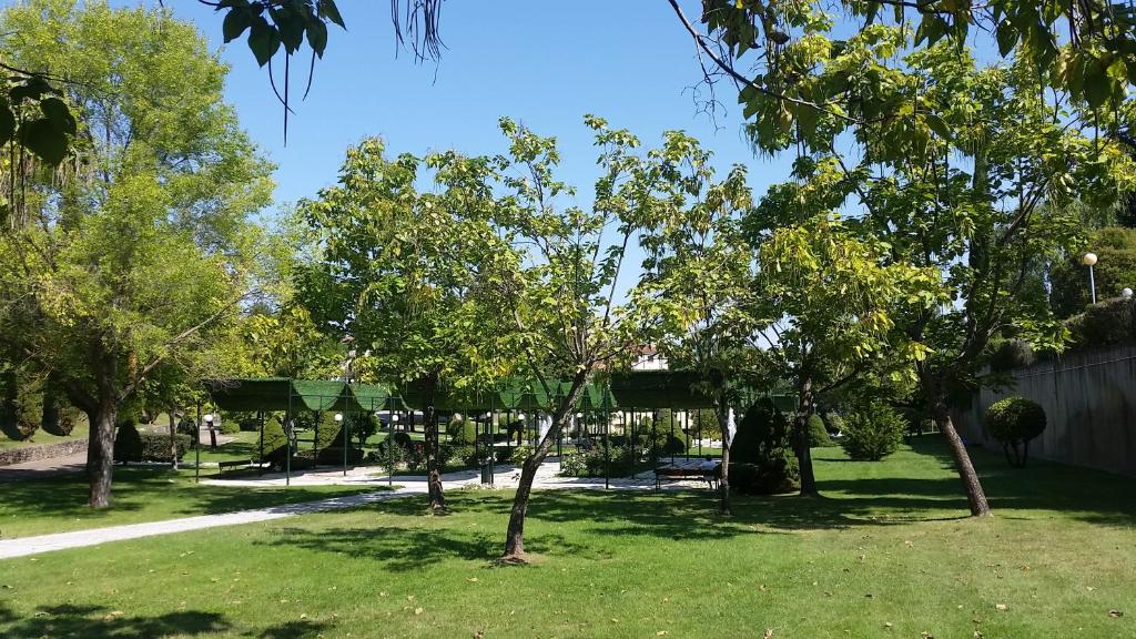 Apartamentos Baños de Ledesma, Salamanca – Precios ...
