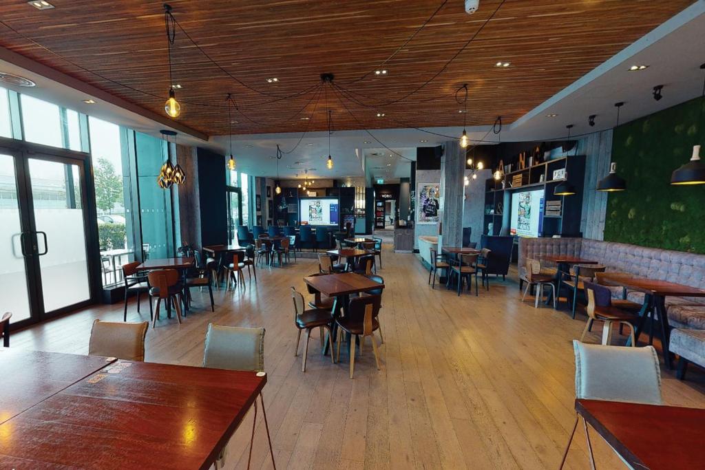 Restaurace v ubytování Village Hotel Solihull