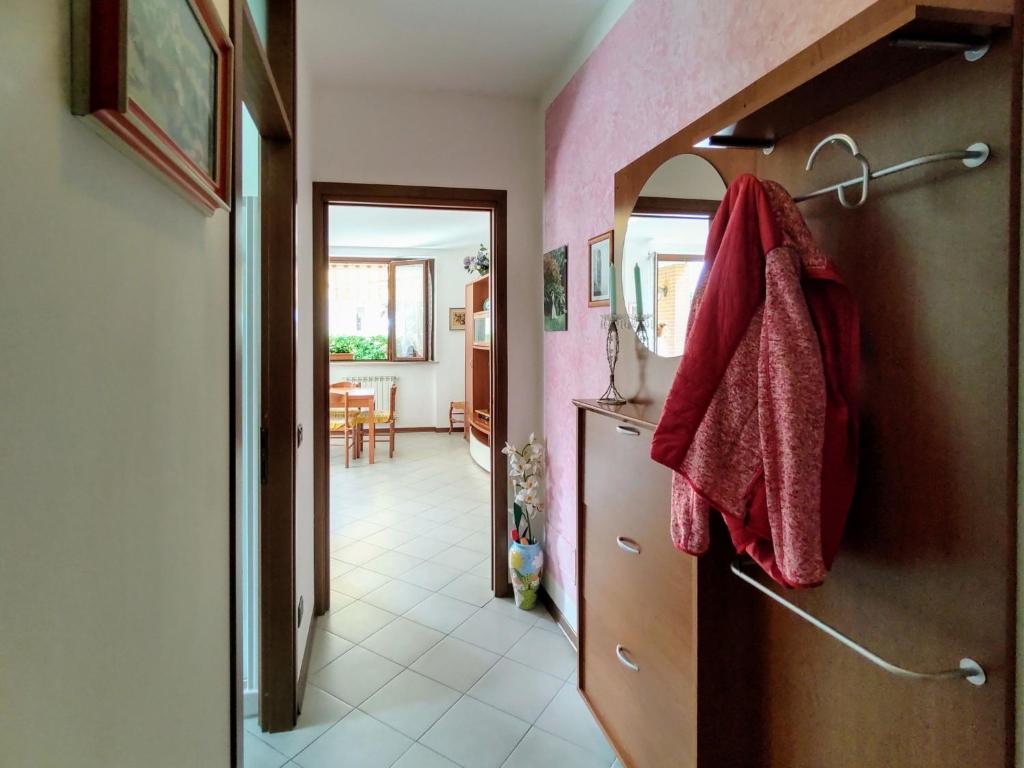 Zdjęcie z galerii obiektu Apartment Parco Musadino by Interhome w mieście Porto Valtravaglia