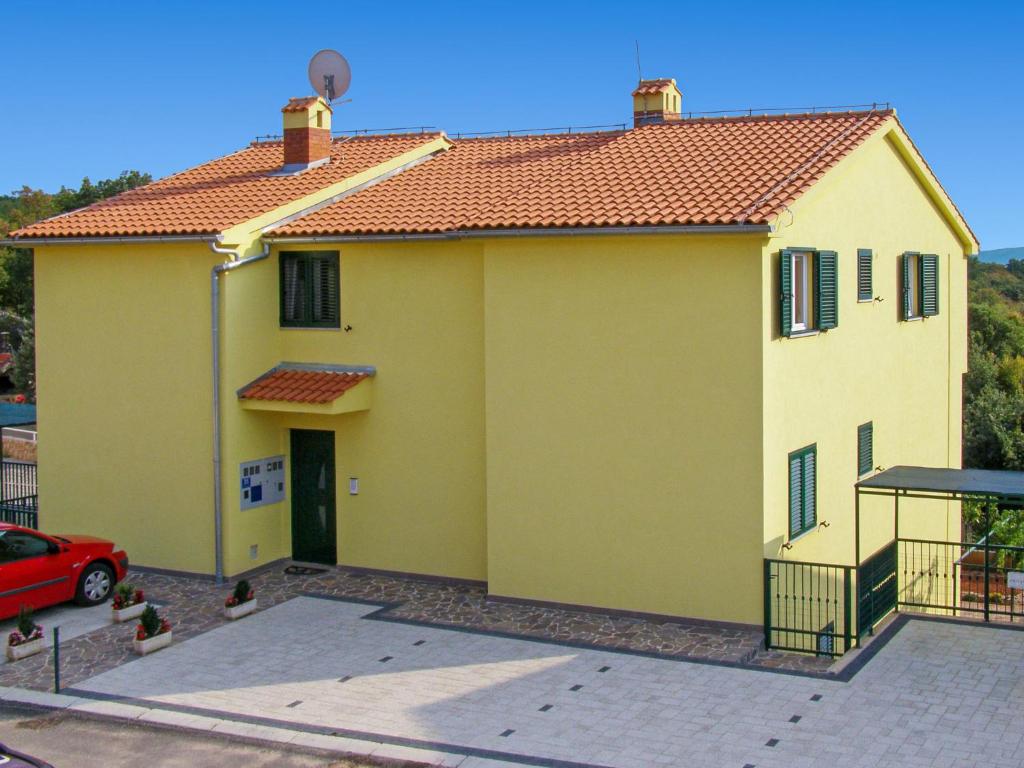 Budova, v ktorej sa apartmán nachádza