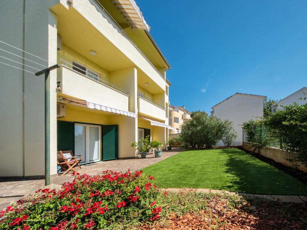 Budova, v ktorej sa apartmán nachádza
