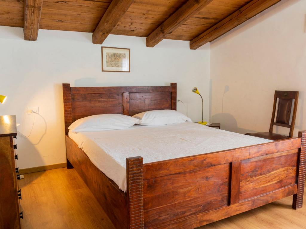 Posteľ alebo postele v izbe v ubytovaní Apartment Casale Ai Noccioli-2 by Interhome