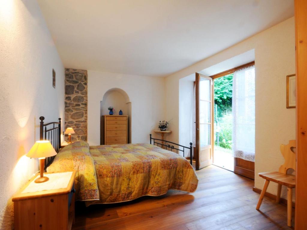Posteľ alebo postele v izbe v ubytovaní Apartment Maso Marini - Appartamento Capriolo by Interhome