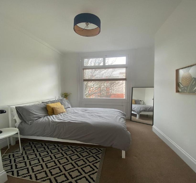 W2WH Quirky Newcastle City Centre apartment