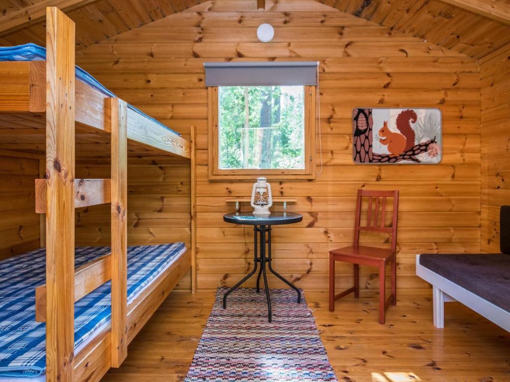 Postel nebo postele na pokoji v ubytování Holiday Home Mäntyranta by Interhome