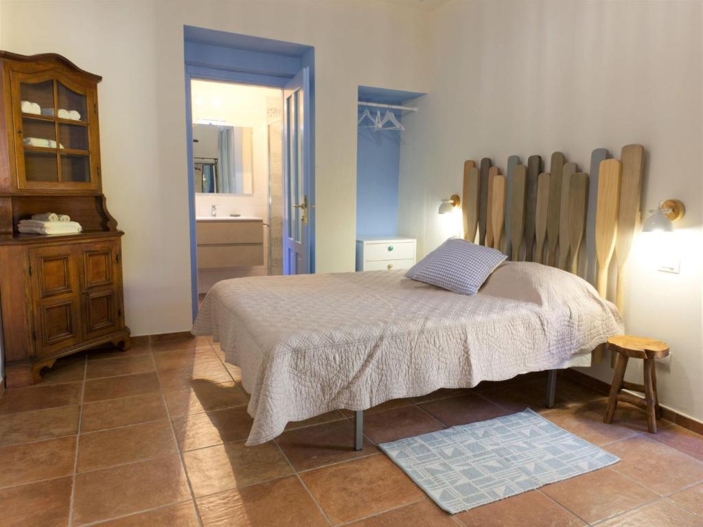 Posteľ alebo postele v izbe v ubytovaní Apartment Canton Balin by Interhome