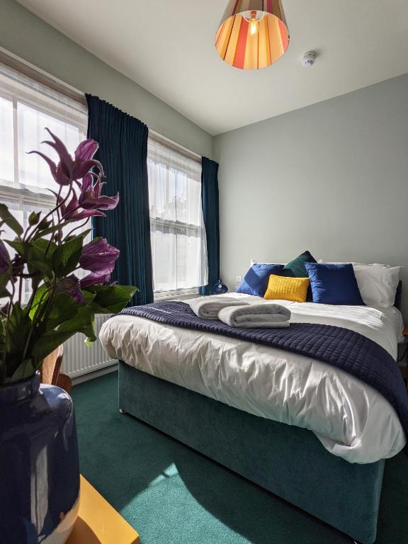 The Stirling Arms Pub & Rooms - Double Room With Private Bathroom