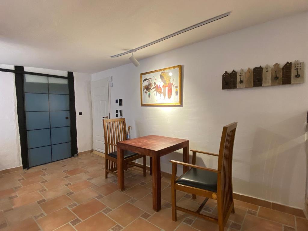 Villa Dornröschen Grebenstein - King Studio