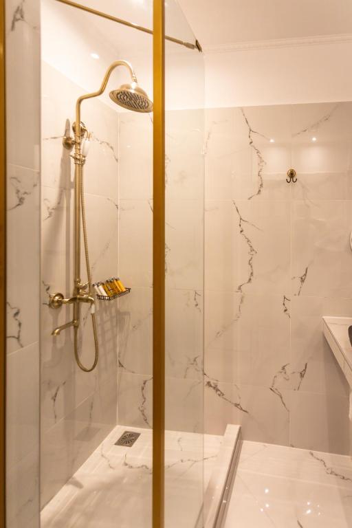 Pandrosos Divine Suites - 15