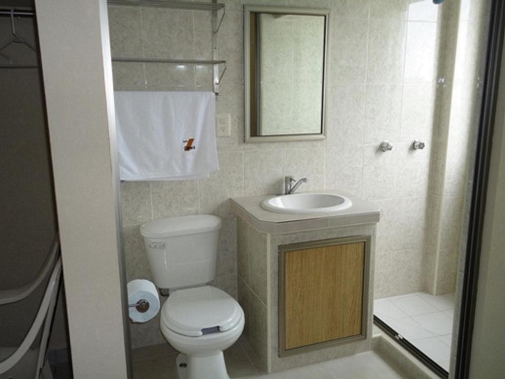 Koupelna v ubytování Hotel Catala