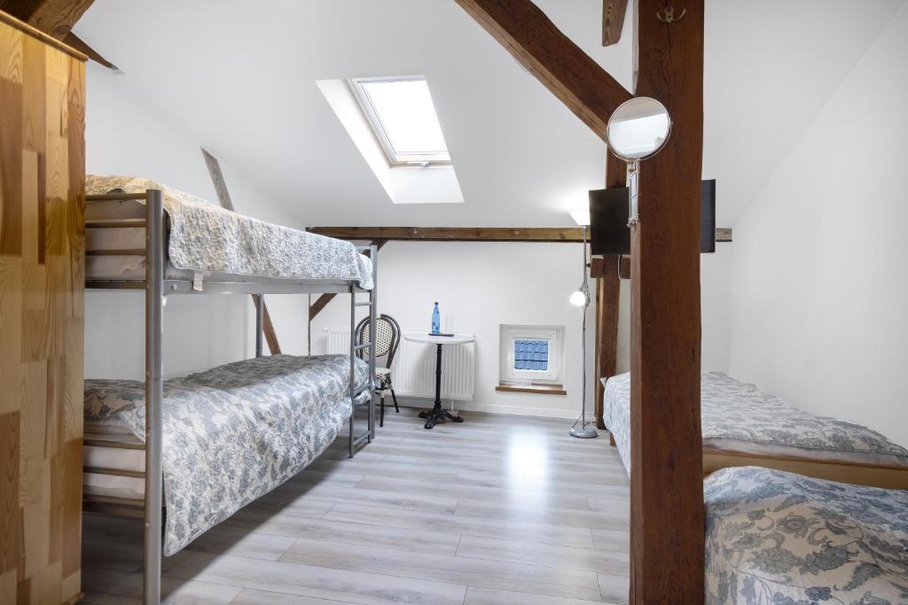 Kawerna Obornicka Pod Orłem Noclegi - 3