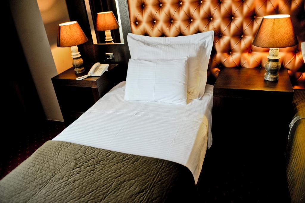 Hotel Doro City - Standard Single Room