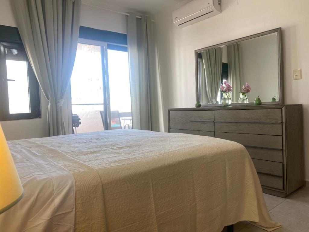 Stanza Mare Beach Front - 泳池景公寓