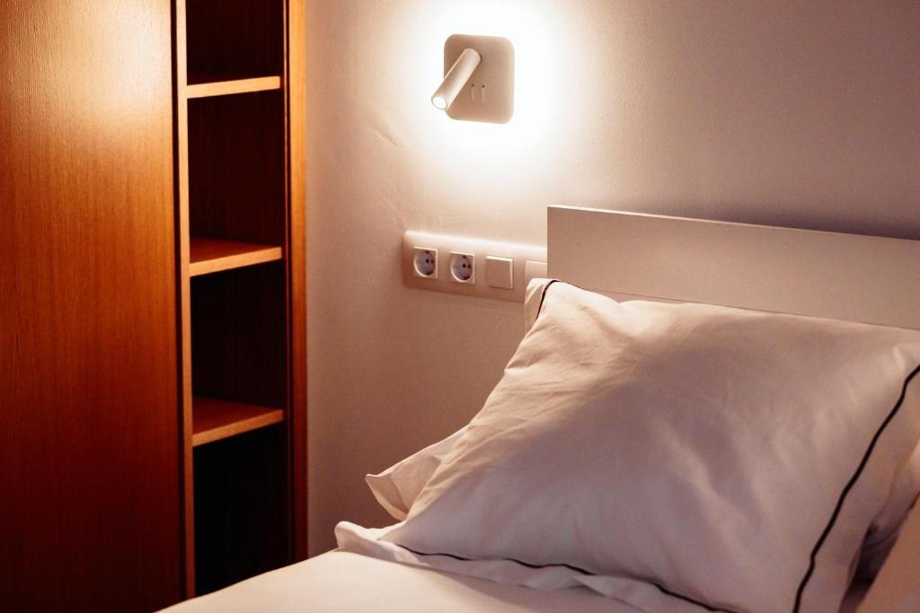 Apartamentos Plaza de España 6 - 17