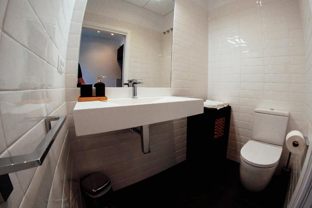 Apartamentos Plaza de España 6 - 10