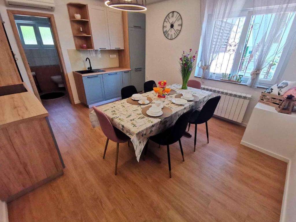Fotografie z fotogalerie ubytování Apartment in Crikvenica 41858 v destinaci Crikvenica
