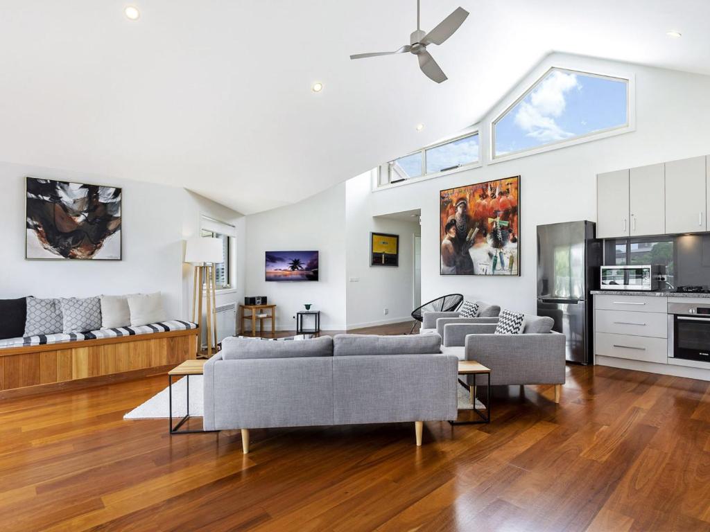 Connolly House - Holiday Home