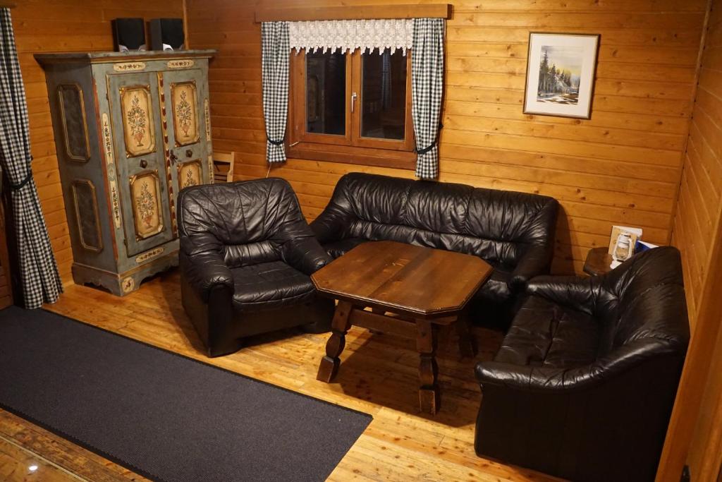 Posezení v ubytování Gerlitzen-Hütte